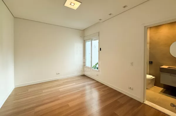 Casa no condomínio Ecogarden em Maringá
