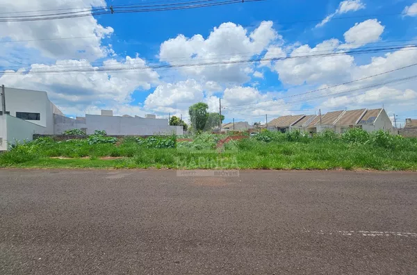 Terreno comercial venda Maringá, 417m², esquina, plano, no Jardim Paris, estuda permuta por veículo