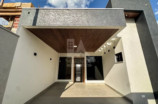 Casa moderna com 3 quartos (1 suíte) no Jd. Oásis