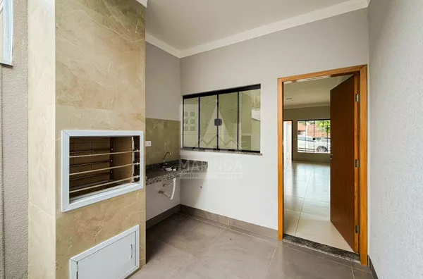 Casa nova 3 quartos (1 suíte) no Conjunto Requião em Maringá