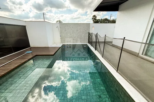 Casa no condomínio Ecogarden em Maringá