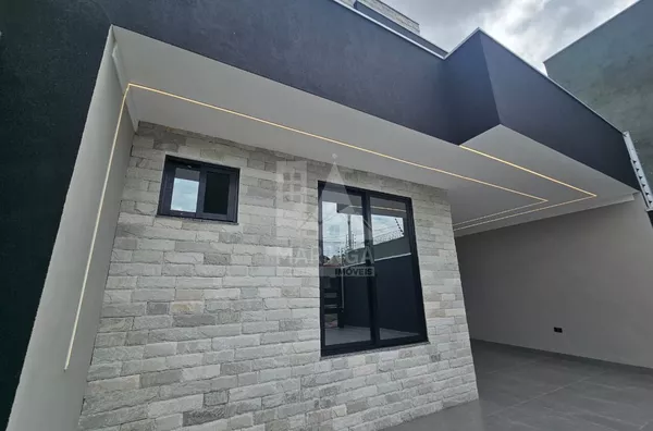 Casa NOVA com PISCINA a venda, 3 quarto (sendo 1 suíte), Jd. Freitas, Maringá PR