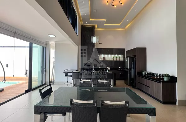 Sobrado mobiliado a venda com 3 suítes, piscina, cozinha gourmet com churrasqueira em Porto Rico - PR