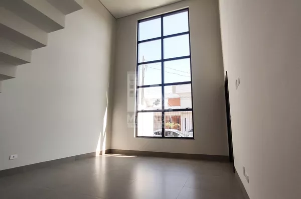 Sobrado NOVO para venda com piscina e 3 suítes no Jd. Monções, em Maringá PR