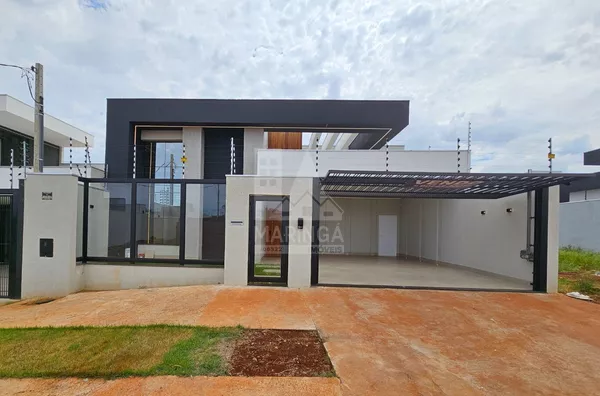 Casa para venda com 3 suítes e piscina no Jardim Munique, Maringá PR