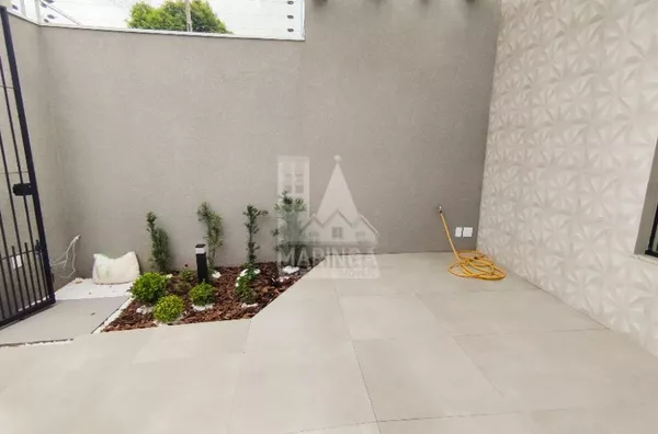 Casa para venda com 3 quartos sendo 1 suíte, Jd. Fregadolli, em Maringá PR