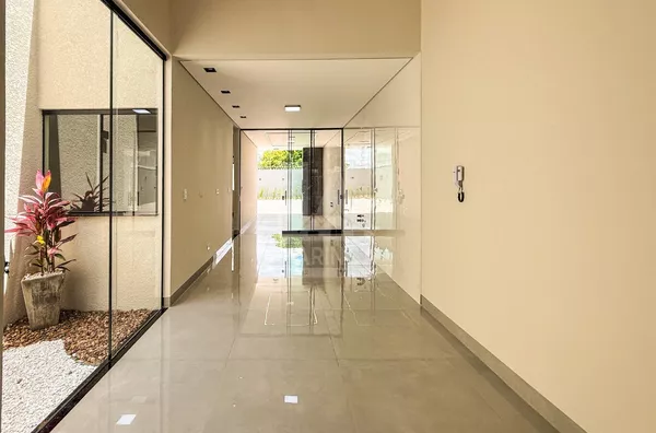 Sala de jantar da casa com 3 quartos (1 suíte) no Jardim Alvorada em Maringá