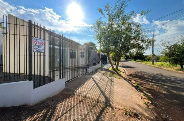 Casa a venda 3 quartos no Parque Tarumã com 213m de terreno