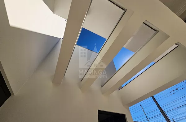 Casa a poucos metros da Mandacaru, 3 quartos, Jd. Tropical