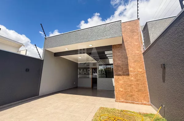 Casa 3 quartos (1 suíte) com amplo espaço nos fundos no Jardim Paulista