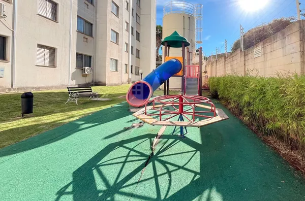 Apartamento a venda no condomínio Montseny - Jardim Alvorada em Maringá