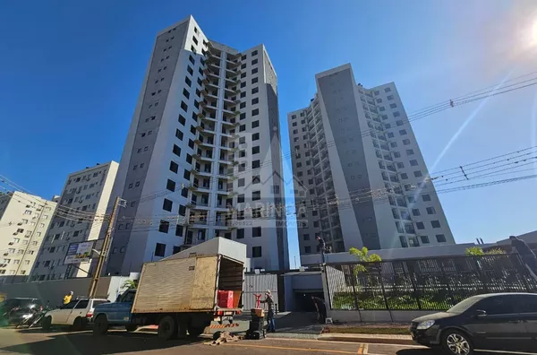 Apartamento a venda Maringa, 2 quartos, Sacada, Torre Douro, lazer completo