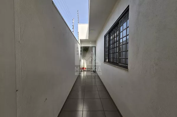 Casa SEMI MOBILIADA para venda, 3 quartos (1 suíte), Jardim Oriental, Maringá PR