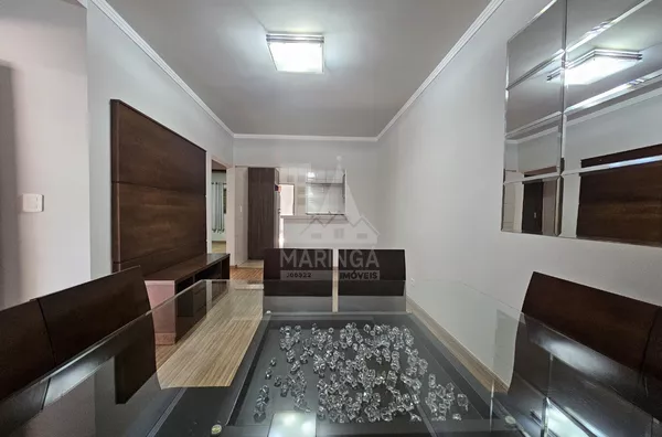 Casa venda Maringá 3 quartos, mobiliada, Gourmet com churrasqueira, aceita financiamento, Jd. Madrid