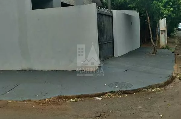 Duas casas para venda no mesmo terreno, com área gourmet, Jardim Canadá, Paiçandu