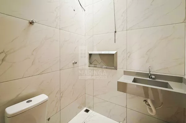 Casa nova 3 quartos (1 suíte) no Conjunto Requião em Maringá