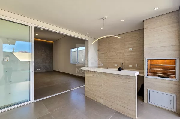 Casa a venda com piscina, 3 quartos (1 suíte) próx. Av. Mandacaru - Maringá Imóveis