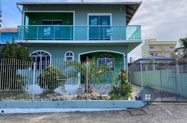 Casa para aluguel, 2 quarto(s),  Jardim Janaína, Biguaçu