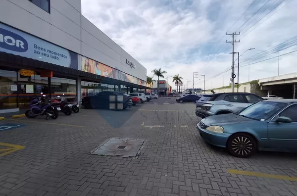 Loja Comercial de Alto Padrão com 1.914m² no Prime 101 - em Frente a BR-101 Palhoça