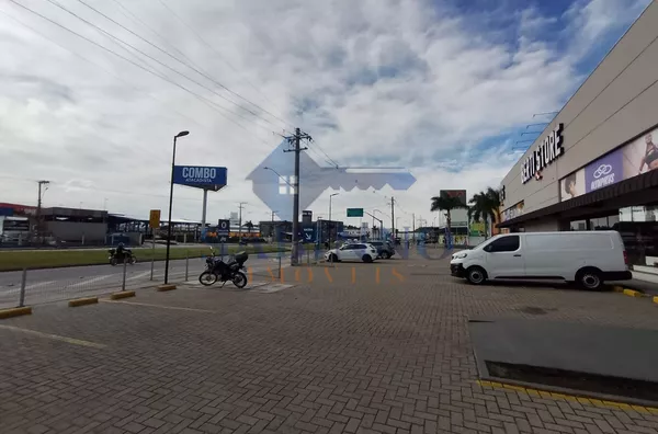 Loja Comercial de Alto Padrão com 1.914m² no Prime 101 - em Frente a BR-101 Palhoça - Foto 6