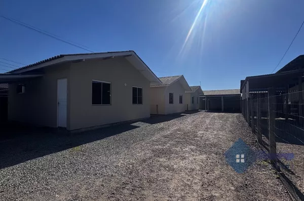 Casa com pátio compartilhado para aluguel,  Guarda Do Cubatão, Palhoça