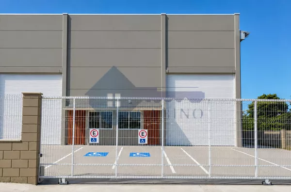 Galpão Comercial para Locação 574 m², Rio Caveiras, Próximo à BR-101, Biguaçu