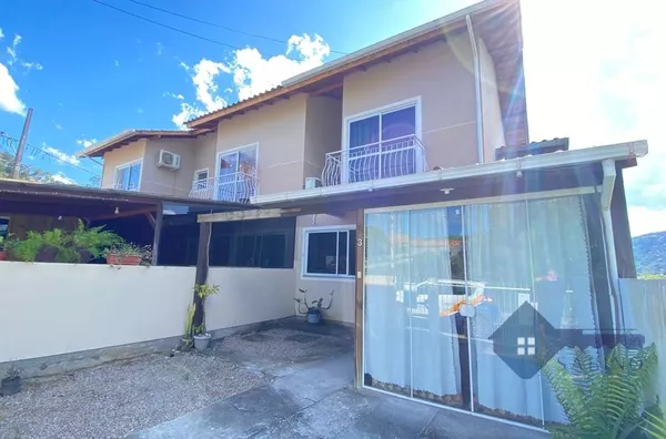 SOBRADO ESTARÁ DISPONÍVEL A PARTIR DO DIA  30/01/2026 para aluguel, 2 quarto(s),  Bela Vista, Palhoça