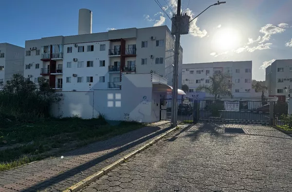 APARTAMENTO NO ARIRIU DE 2 QUARTOS