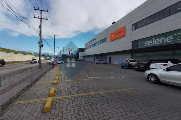 Loja Comercial de Alto Padrão com 1.914m² no Prime 101 - em Frente a BR-101 Palhoça