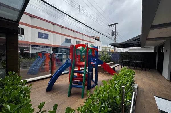 EXCELENTE APARTAMENTO TODO MOBILHADO A VENDA NO CENTRO DE PALHOÇA - Foto 3