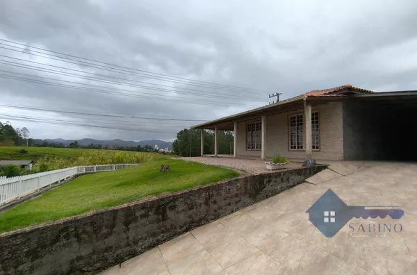 Casa para aluguel, 4 quarto(s),  Sertão Do Rio Bonito, Braço Do Norte