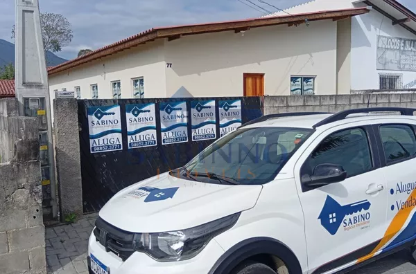 Casa com 3 quartos no Pacheco pátio compartilhado - Foto 1