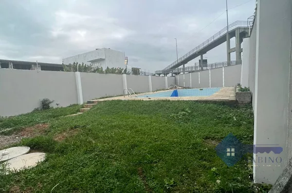 Casa comercial para aluguel, 14 quarto(s),  Centro, Palhoça