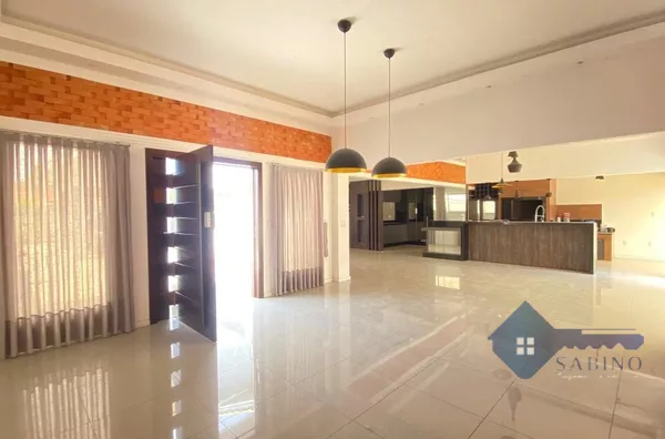 Casa para aluguel, 4 quarto(s),  Centro, Palhoça