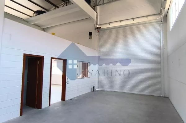 Galpão Comercial para Locação 574 m², Rio Caveiras, Próximo à BR-101, Biguaçu