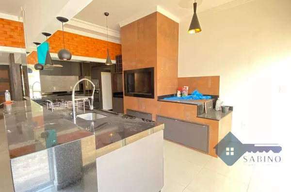 Casa para aluguel, 4 quarto(s),  Centro, Palhoça