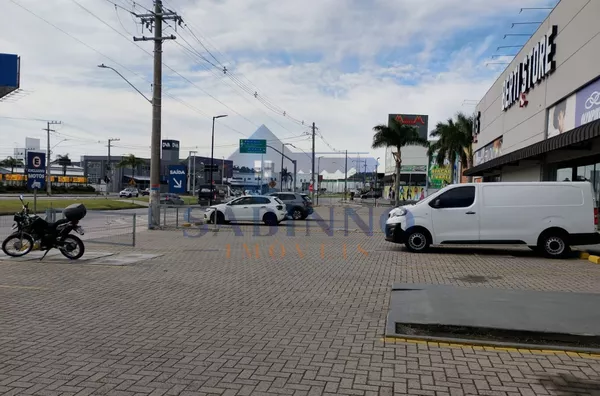 Loja Comercial de Alto Padrão com 1.914m² no Prime 101 - em Frente a BR-101 Palhoça - Foto 7