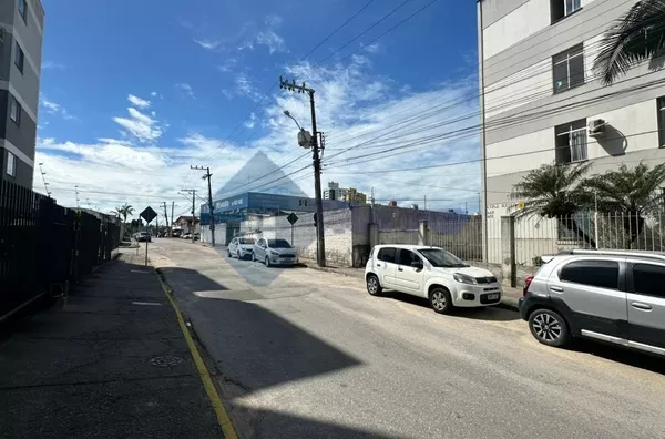 Apartamento para Locação com 3 Quartos em Campinas - São José/SC