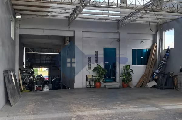 Galpão Comercial na Avenida Principal do Aririú | 530 m²l,  Aririu, Palhoça
