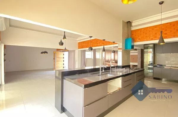 Casa para aluguel, 4 quarto(s),  Centro, Palhoça