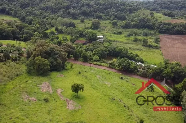 Chácara a venda medindo 35.000m², localizada na Linha Gaucha, em Capanema Paraná. Aceita proposta, pega caminhão ou carro no negócio. 