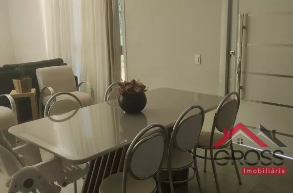 Casa a venda localizada na Rua Alagoas em Capanema Pr. 