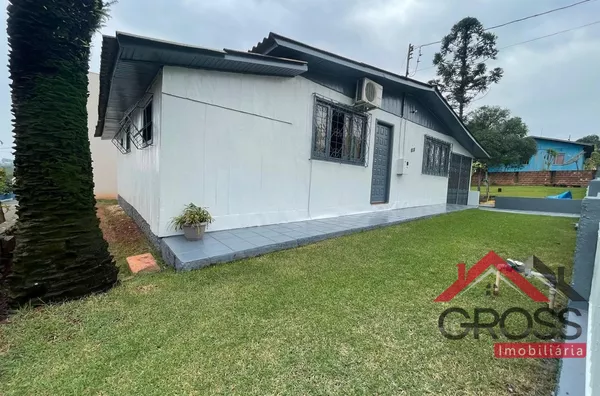 Terreno a venda localizado na Av. Governador Pedro Viriatto Parigot de Souza, com área total de 522m² podendo subdividir ficando: Um terreno de 252m² (apenas terreno); Outro terreno de 270m² (com casa). Pode ser vendido também apenas o terreno com casa.