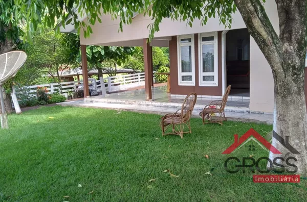 Sítio localizado na Flor da Serra em Capanema Paraná medindo 52.000m²- Contendo um aviário e uma casa em alvenaria- energia solar