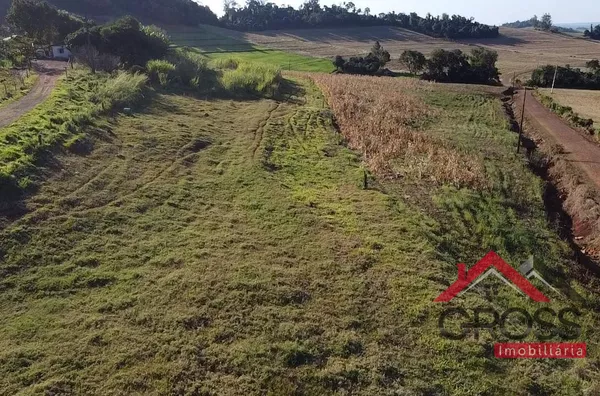 Chácara para venda,  - Contendo 2,5 Alqueires com 2 casas em alvenaria