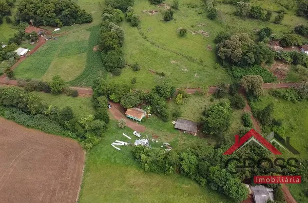 Chácara a venda medindo 35.000m², localizada na Linha Gaucha, em Capanema Paraná. Aceita proposta, pega caminhão ou carro no negócio. 