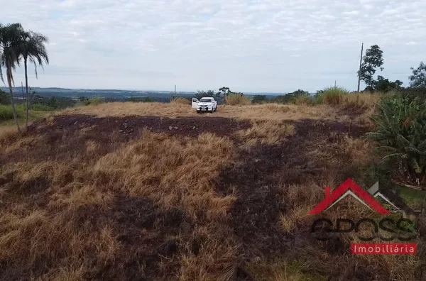 Terreno a venda com metragem de 3.000m², localizado na Rua Caramurus, Bairro São José Operário - Capanema Paraná. 