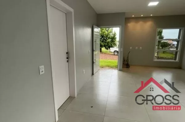Imóvel a venda medindo 70m², contendo 2 quartos, sala, cozinha, banheiro, toda em laje, aberturas em alumínio, terreno de 369,38m² (17,27x27,96), localizado no Loteamento Atlântico I, em Capanema Paraná. 