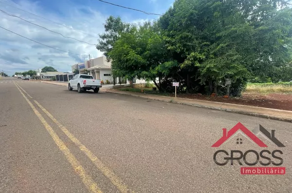 Terreno a venda medindo 330m² (11x30) localizado na Rua Otávio Francisco de Mattos, Centro em Capanema Pr.  