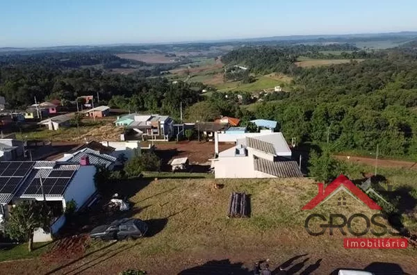 Terreno a venda medindo 361m², localizado no Loteamento Bazzanella em Capanema Pr, com uma vista linda.